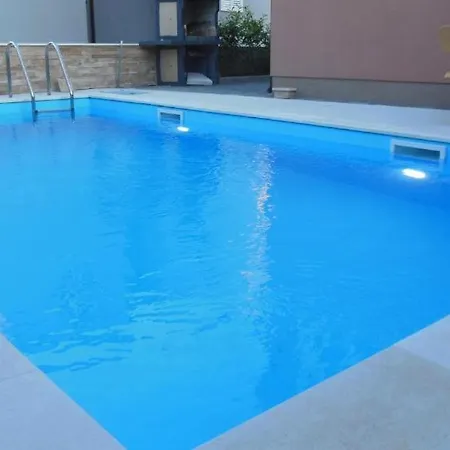 Hrvoje Ferienhaus *
